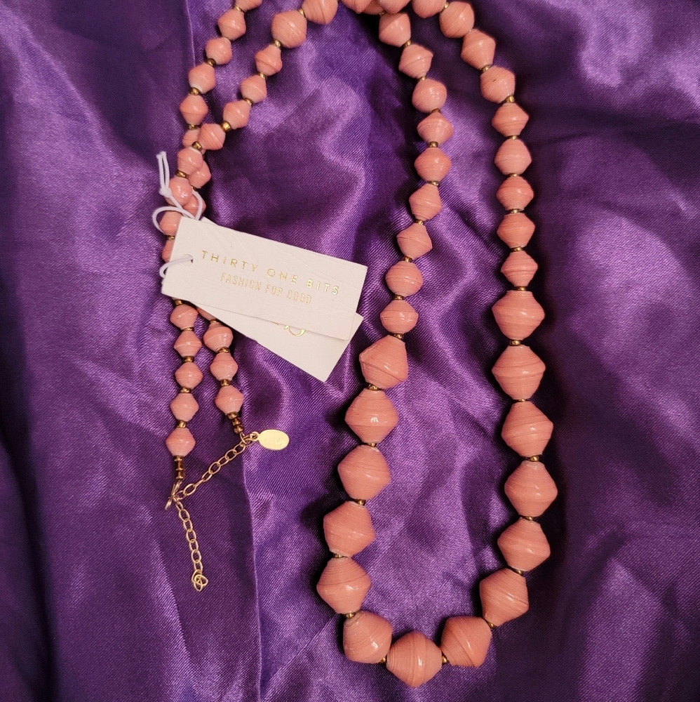 Peach/Gold Necklace